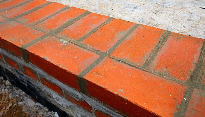 Дом из кирпича